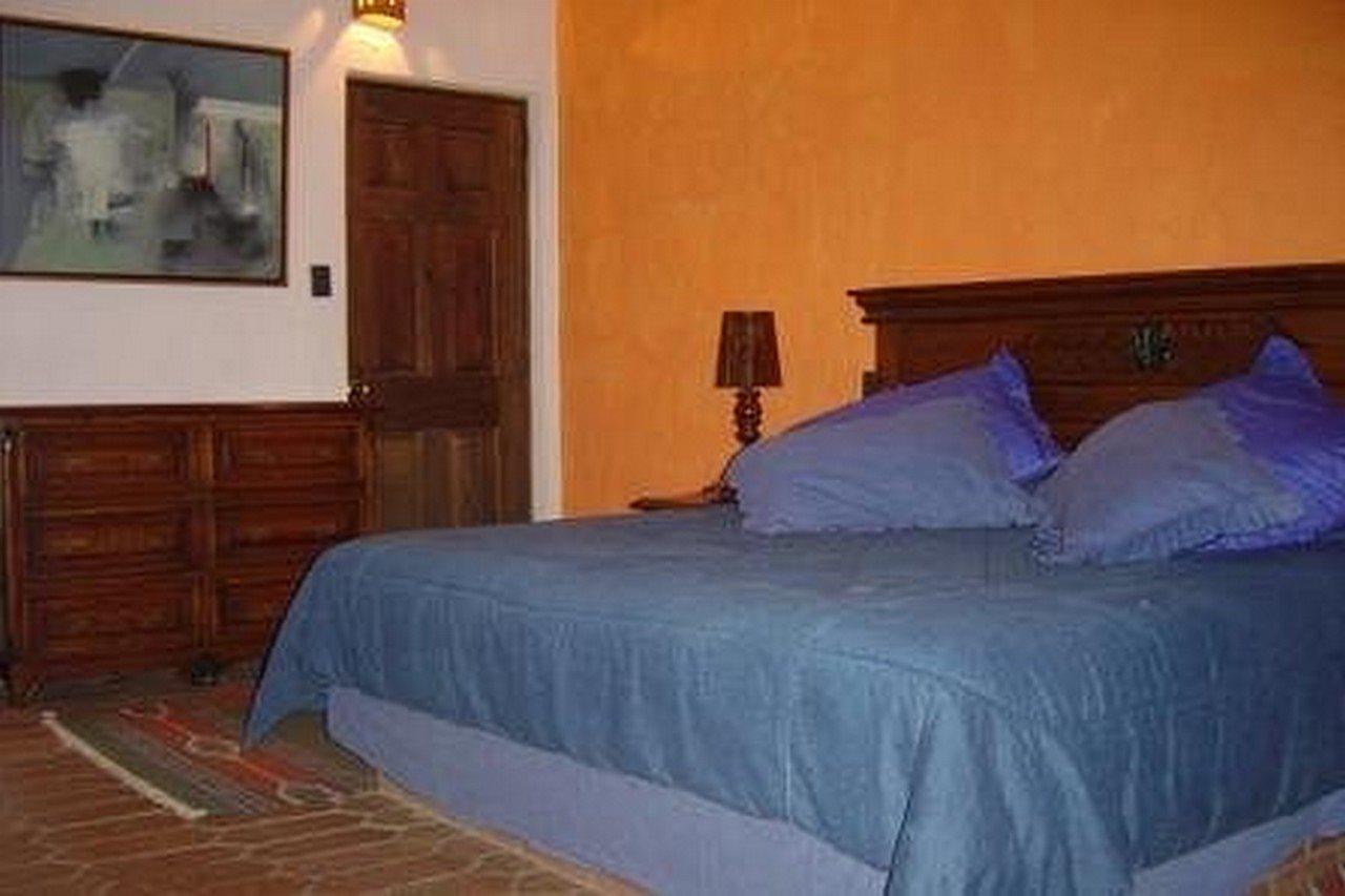 Lago Sol Hotel & Suites Tzintzuntzan Номер фото