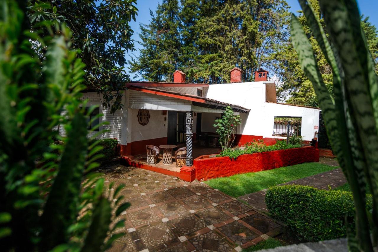 Lago Sol Hotel & Suites Tzintzuntzan Екстер'єр фото