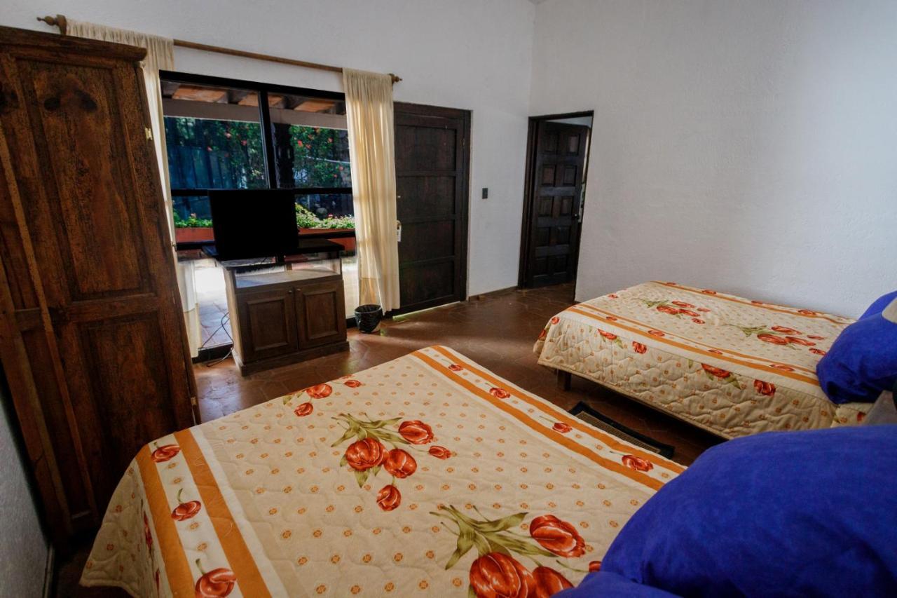 Lago Sol Hotel & Suites Tzintzuntzan Екстер'єр фото