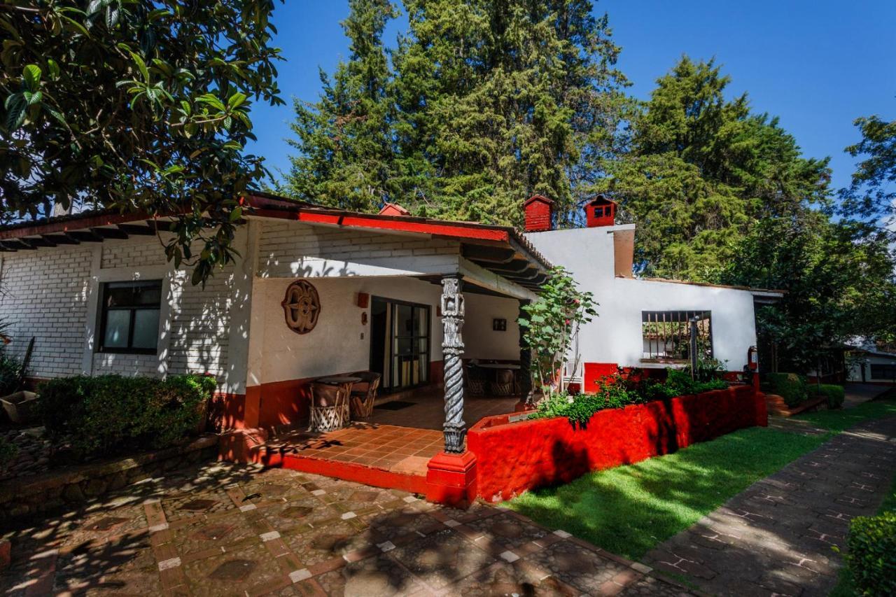 Lago Sol Hotel & Suites Tzintzuntzan Екстер'єр фото