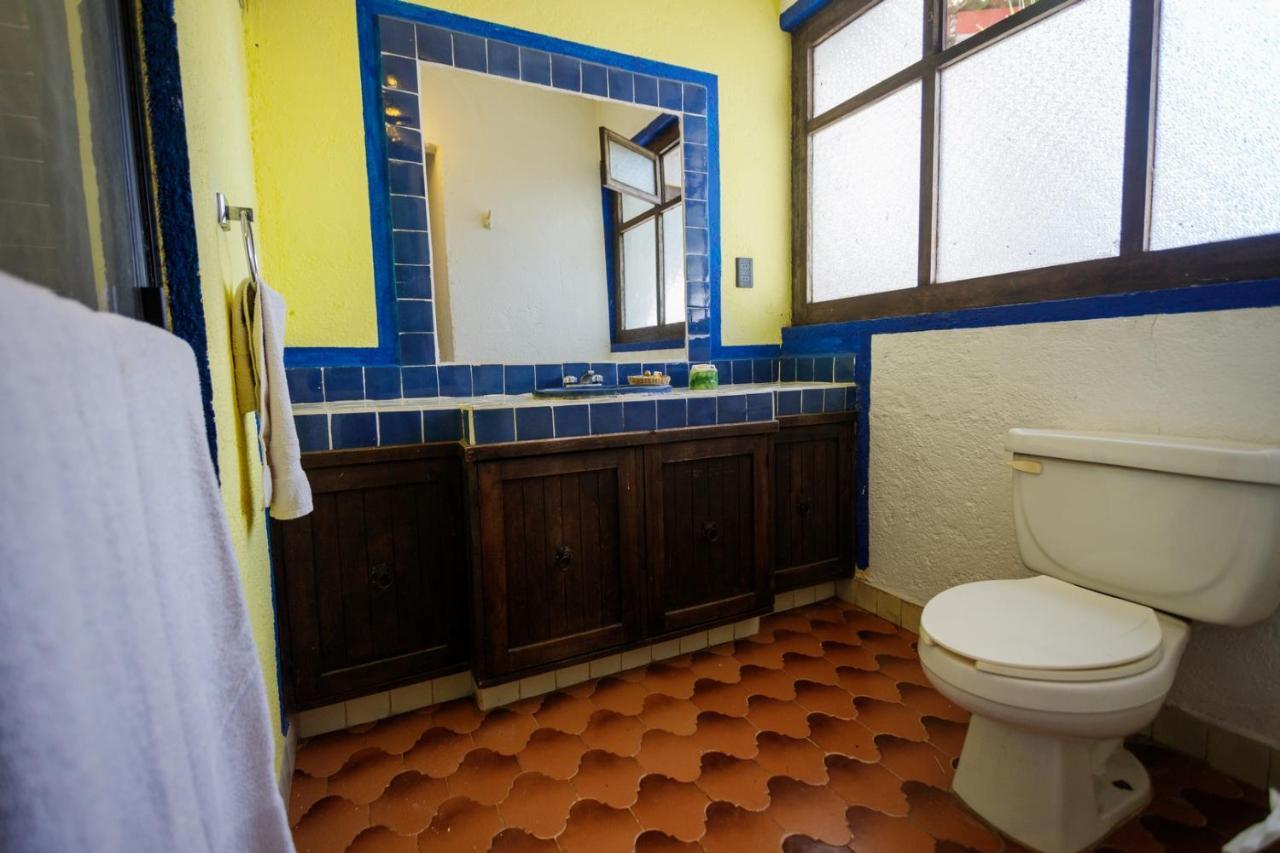 Lago Sol Hotel & Suites Tzintzuntzan Екстер'єр фото