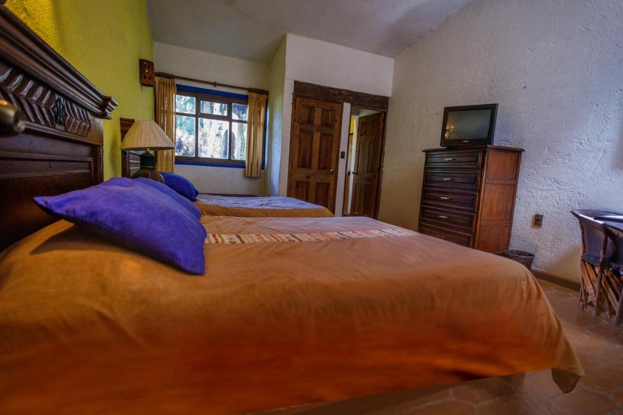Lago Sol Hotel & Suites Tzintzuntzan Екстер'єр фото