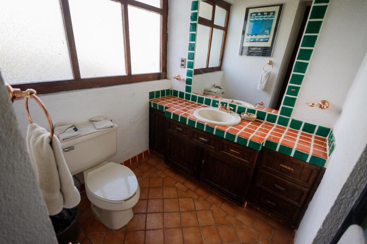 Lago Sol Hotel & Suites Tzintzuntzan Екстер'єр фото