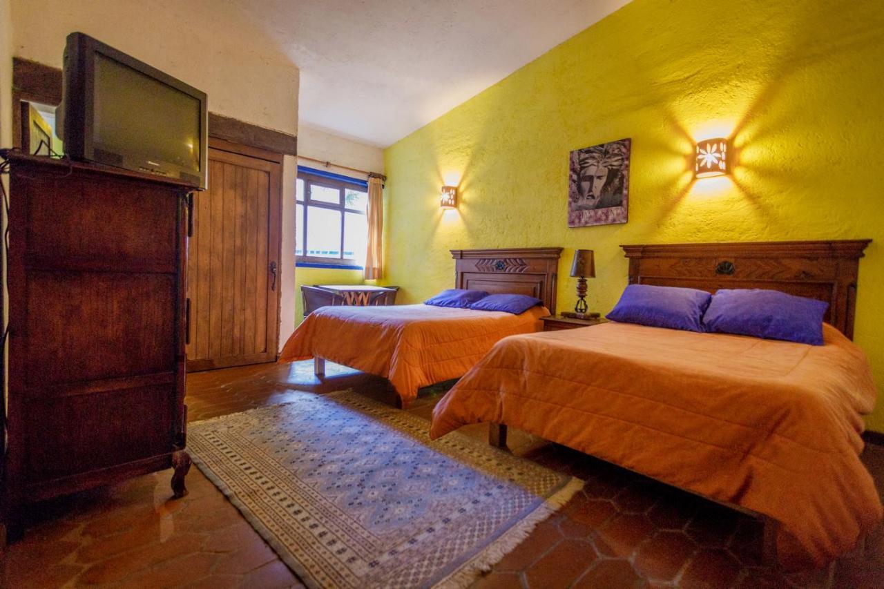 Lago Sol Hotel & Suites Tzintzuntzan Екстер'єр фото